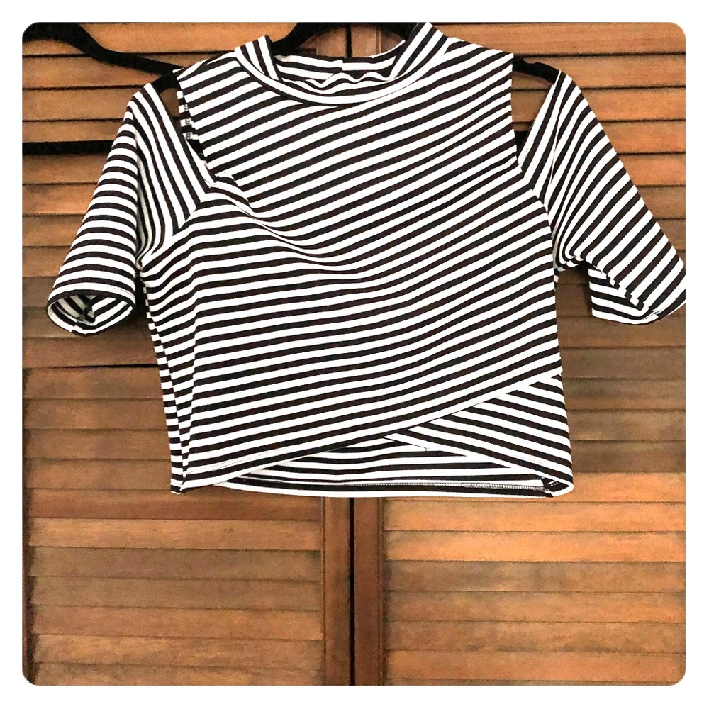 Open should crop top